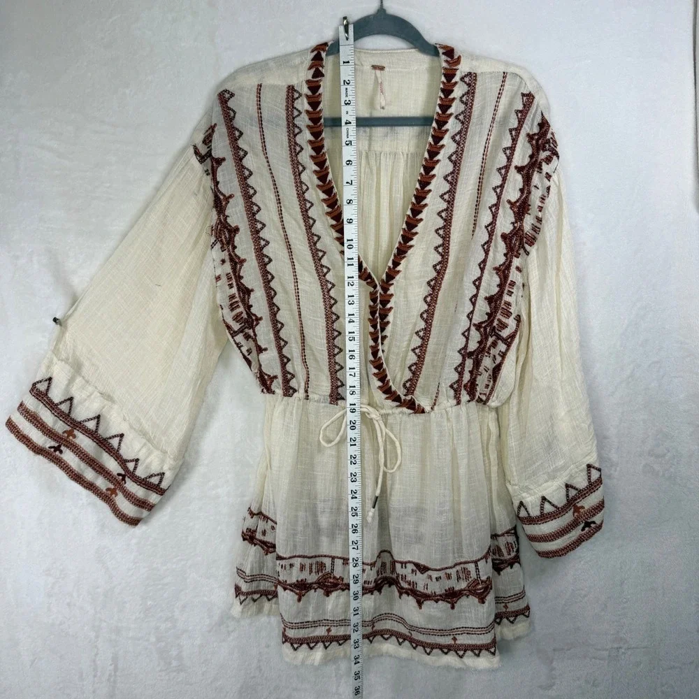 Free People Peplum Top Women Medium Cream Embroidered Bell Sleeve V-Neck Boho - Picture 3 of 10